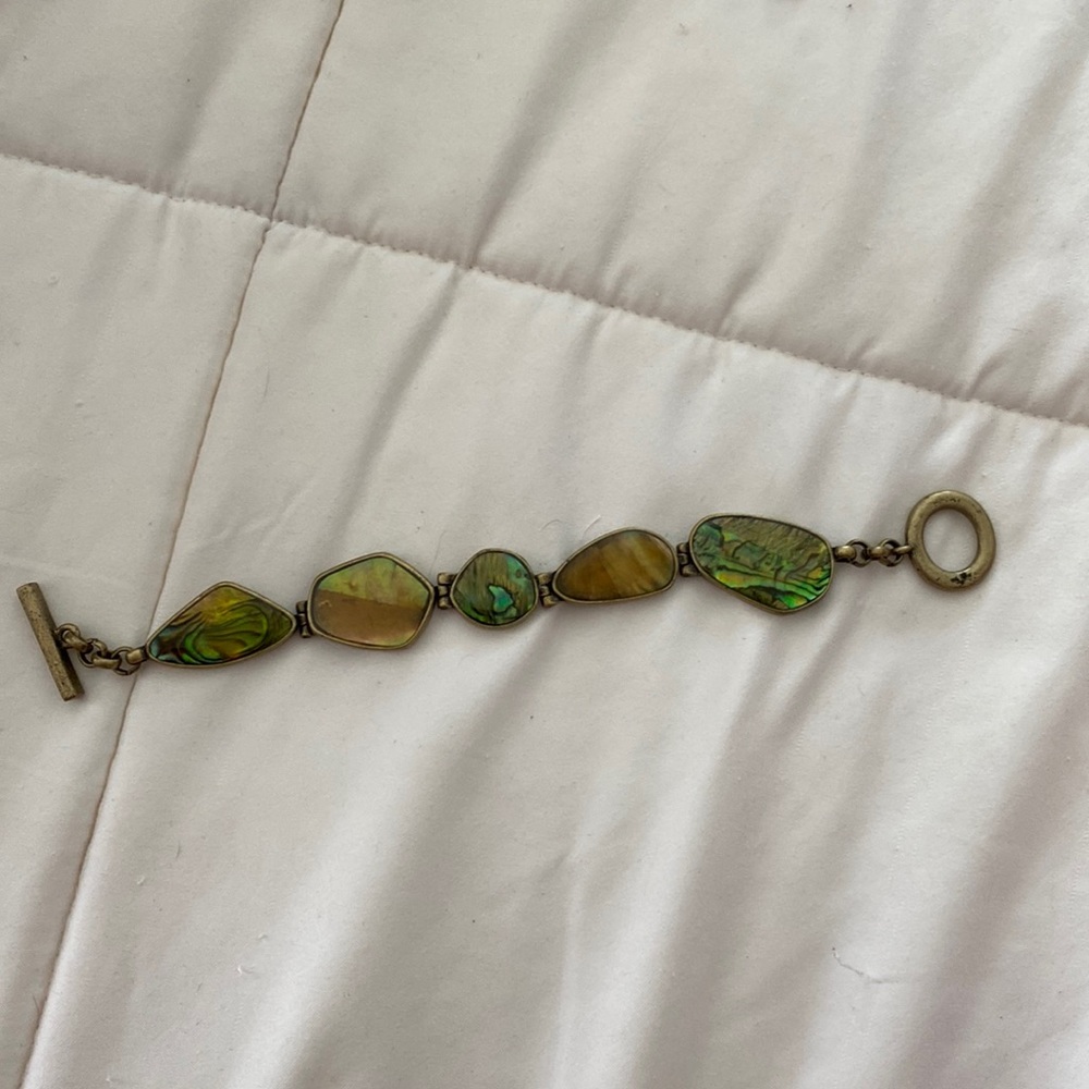 3/$10 Pretty bracelet